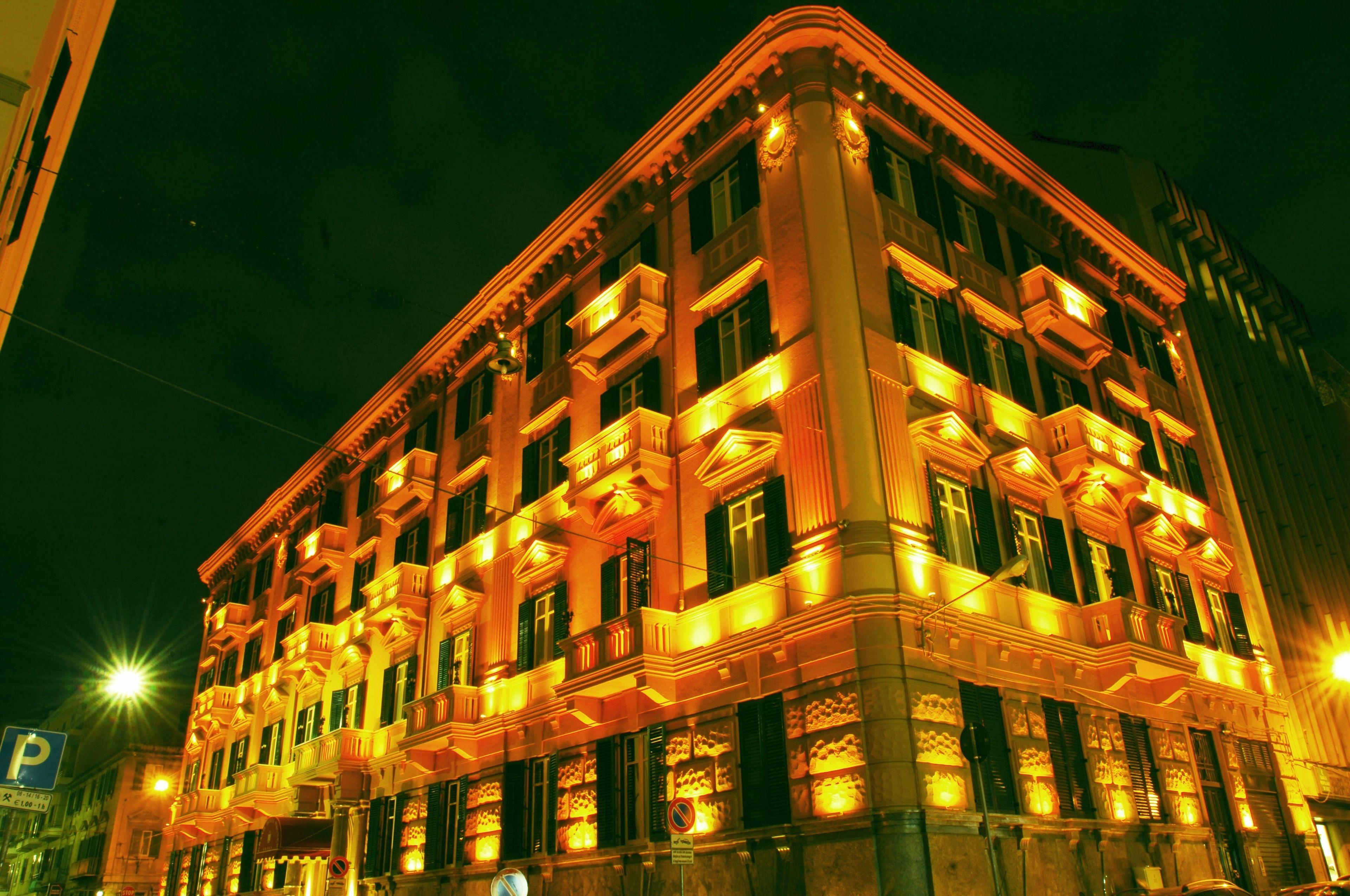 Soggiornare a Ruggero Settimo: 4 Hotel di Design a Confronto